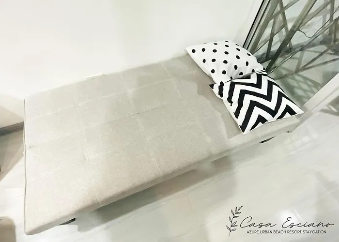 Casa Esciano At Azure Urban Pensión *